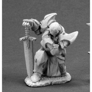 Reaper Miniatures Miniatures Praying Paladin (Dark Heaven Legends)